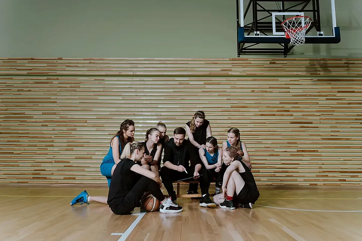 Group team sessions sports psychology